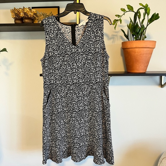 LOFT Dresses & Skirts - ✨LOFT✨ Dress